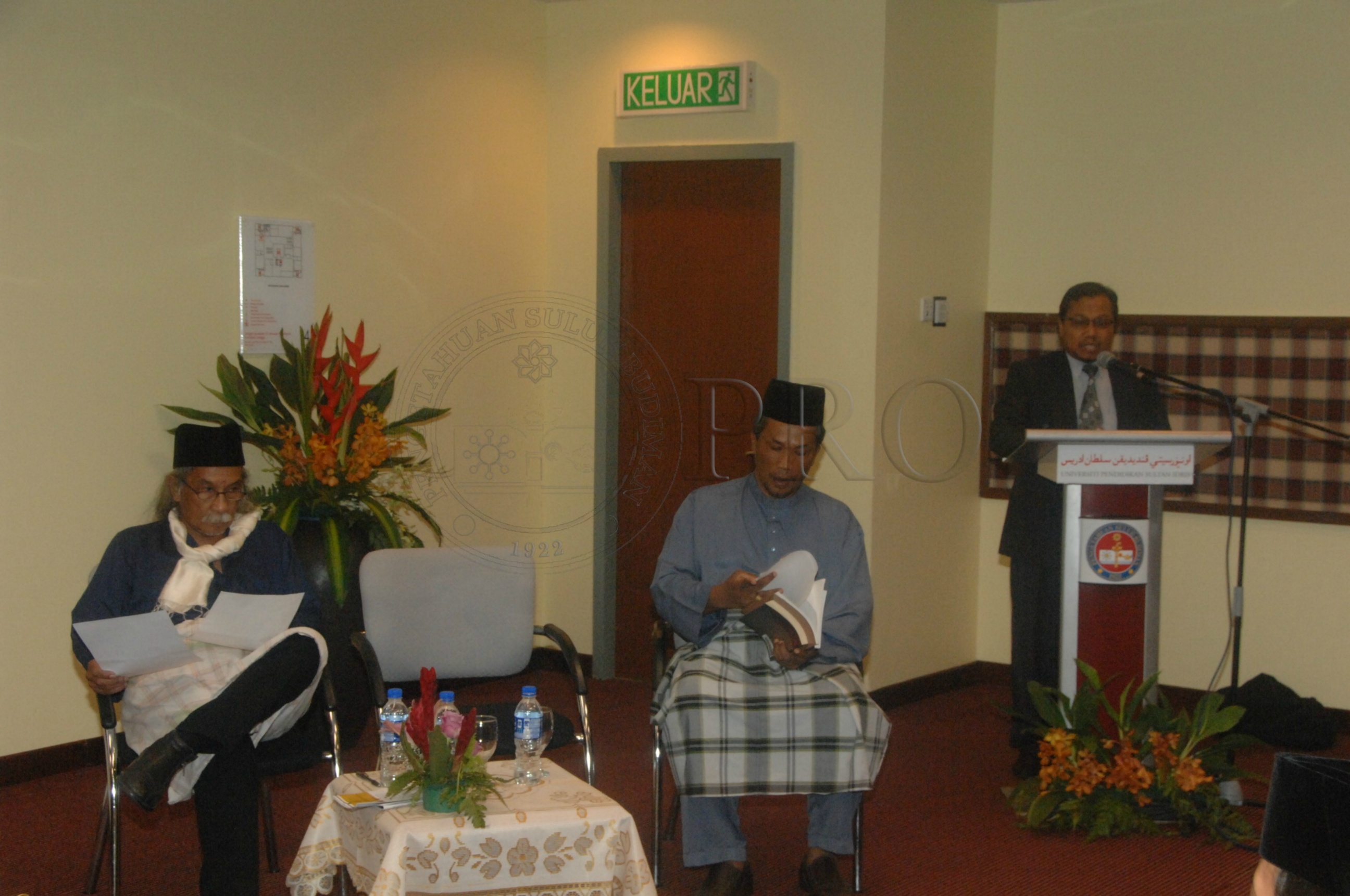 PRO 14 33 WACANA FBA 0173